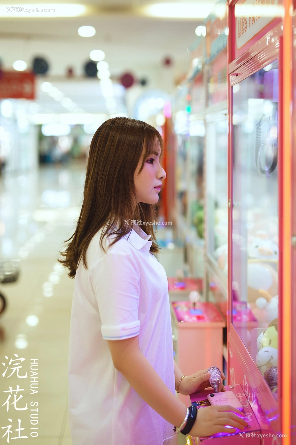 1P - 【网络收集】浣花社人体私拍写真Dinggege6叁点美女集合