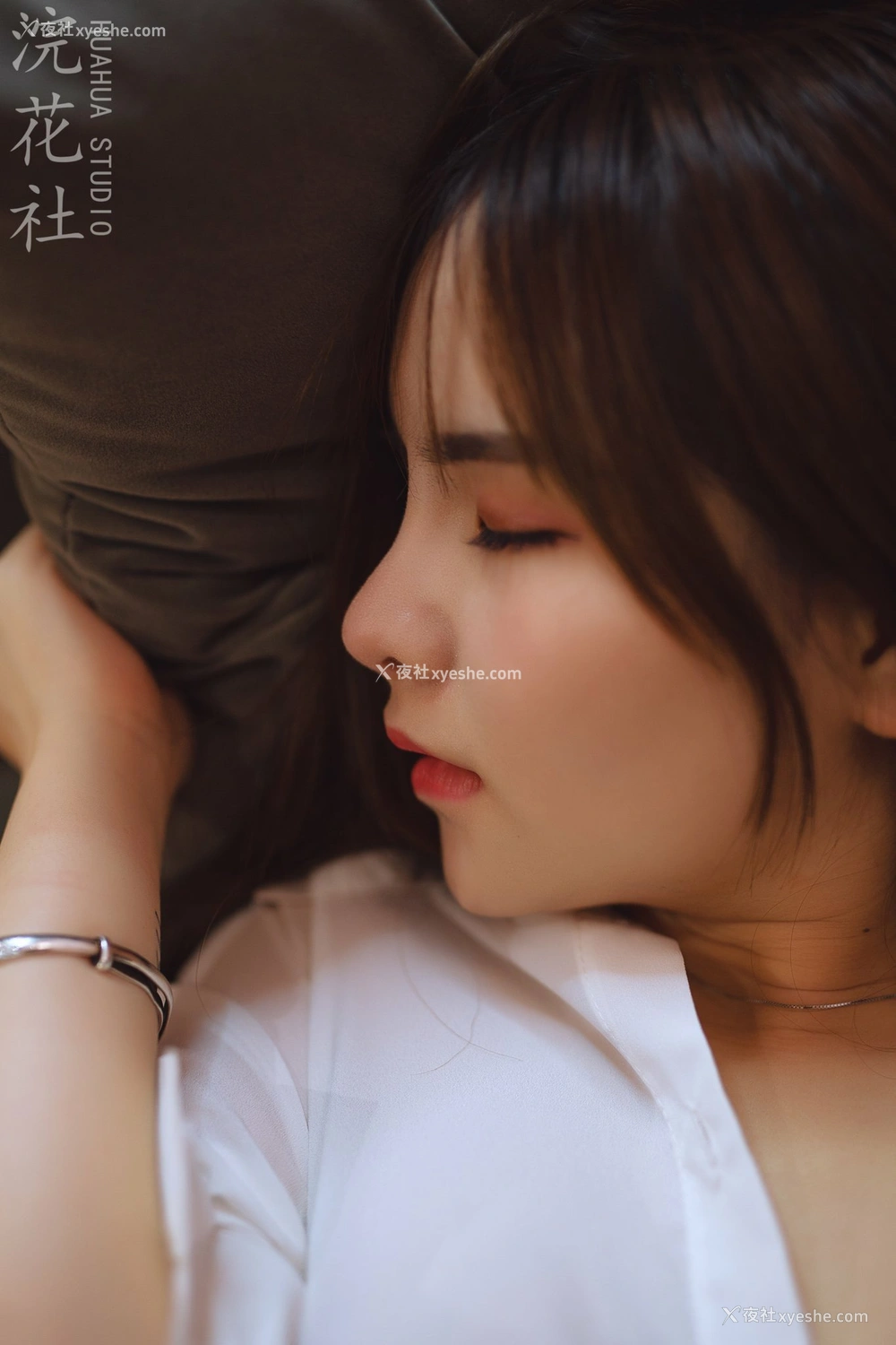 1P - 【网络收集】浣花社人体私拍写真Dinggege6叁点美女集合
