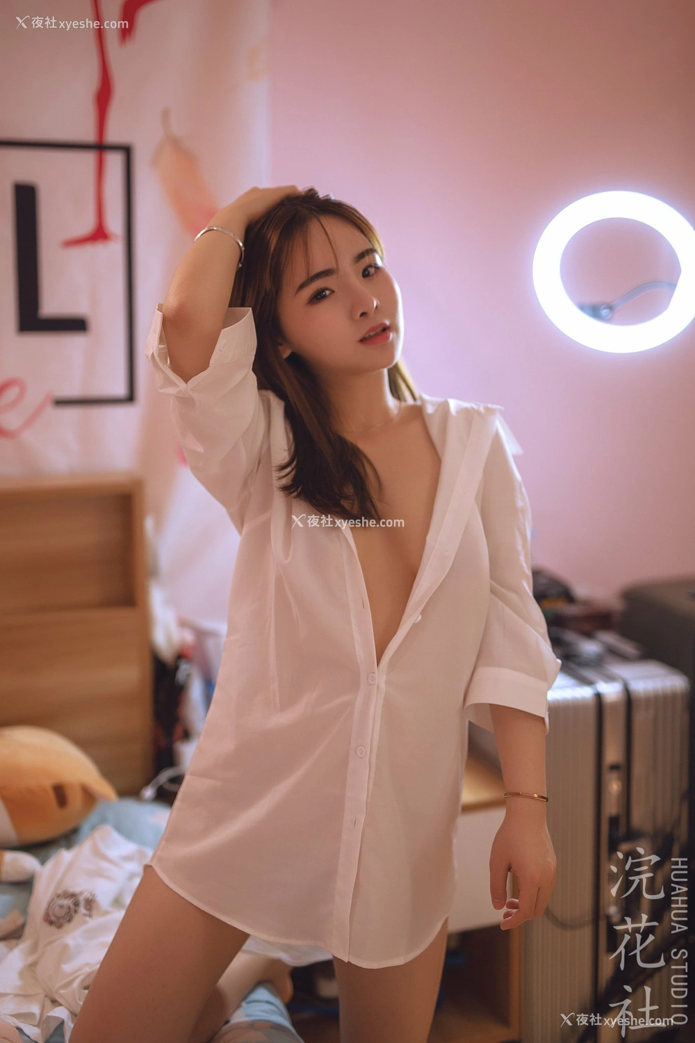 1P - 【网络收集】浣花社人体私拍写真Dinggege6叁点美女集合