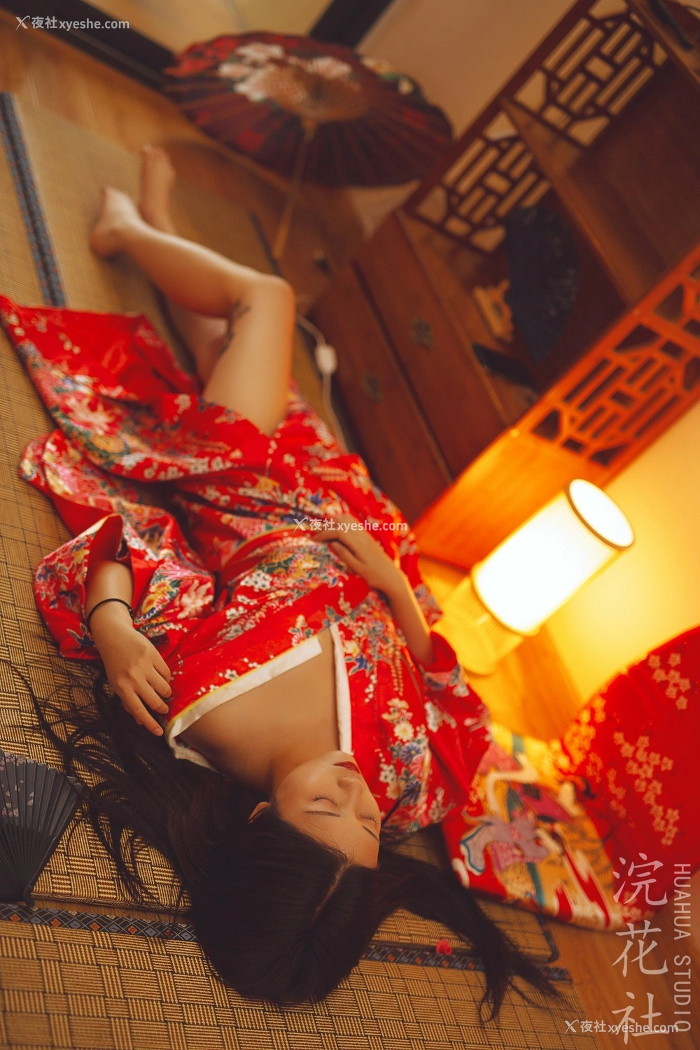 1P - 【网络收集】浣花社人体私拍写真Dinggege6叁点美女集合