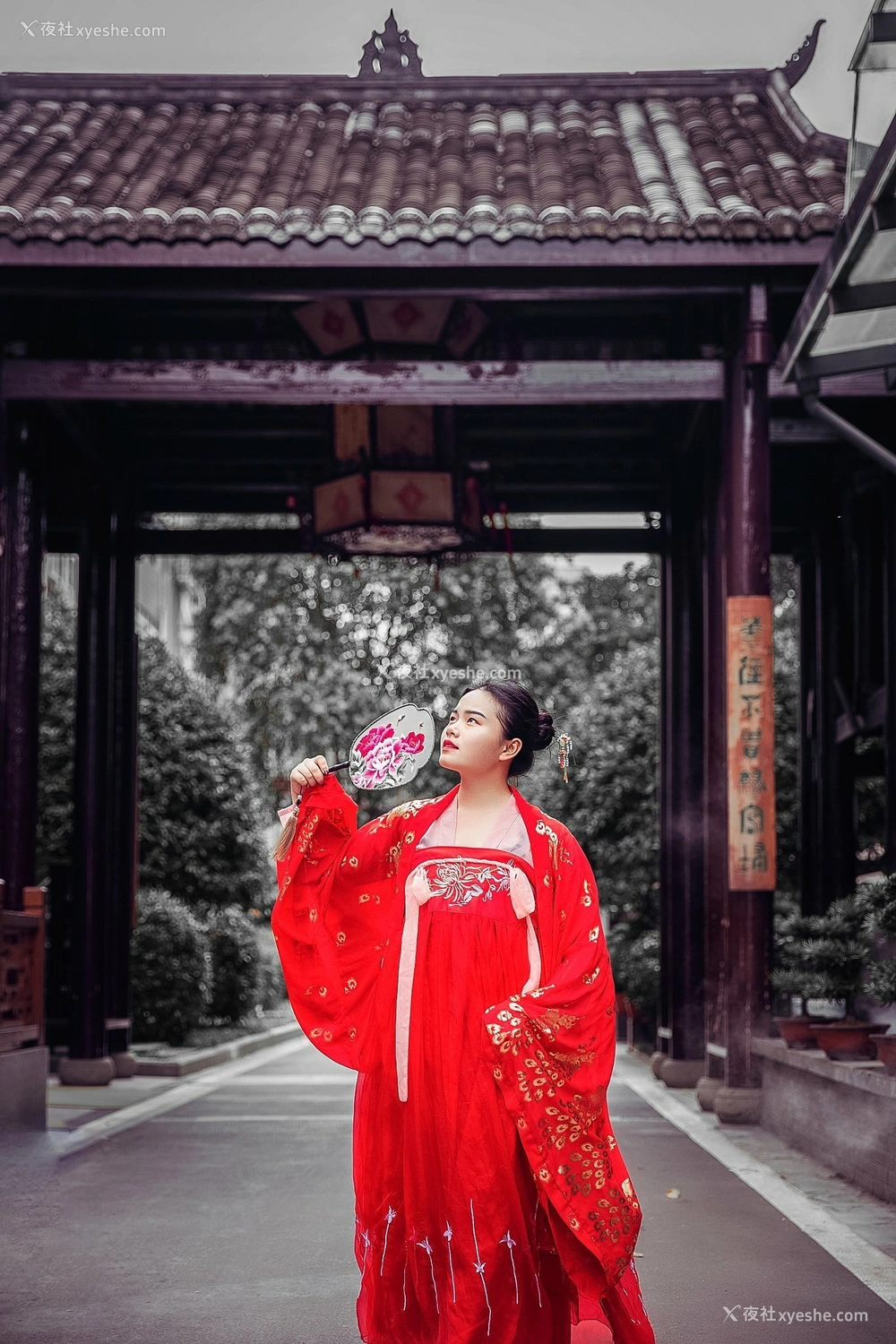 1P - 【网络收集】浣花社人体私拍写真Dinggege6叁点美女集合