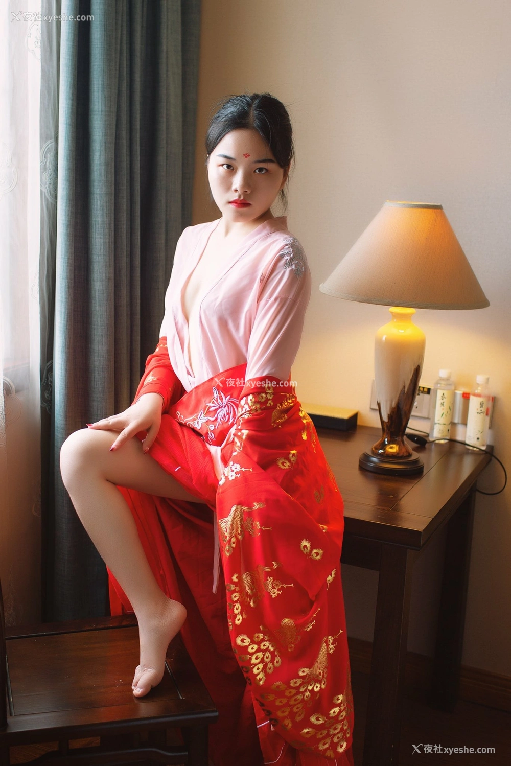 1P - 【网络收集】浣花社人体私拍写真Dinggege6叁点美女集合