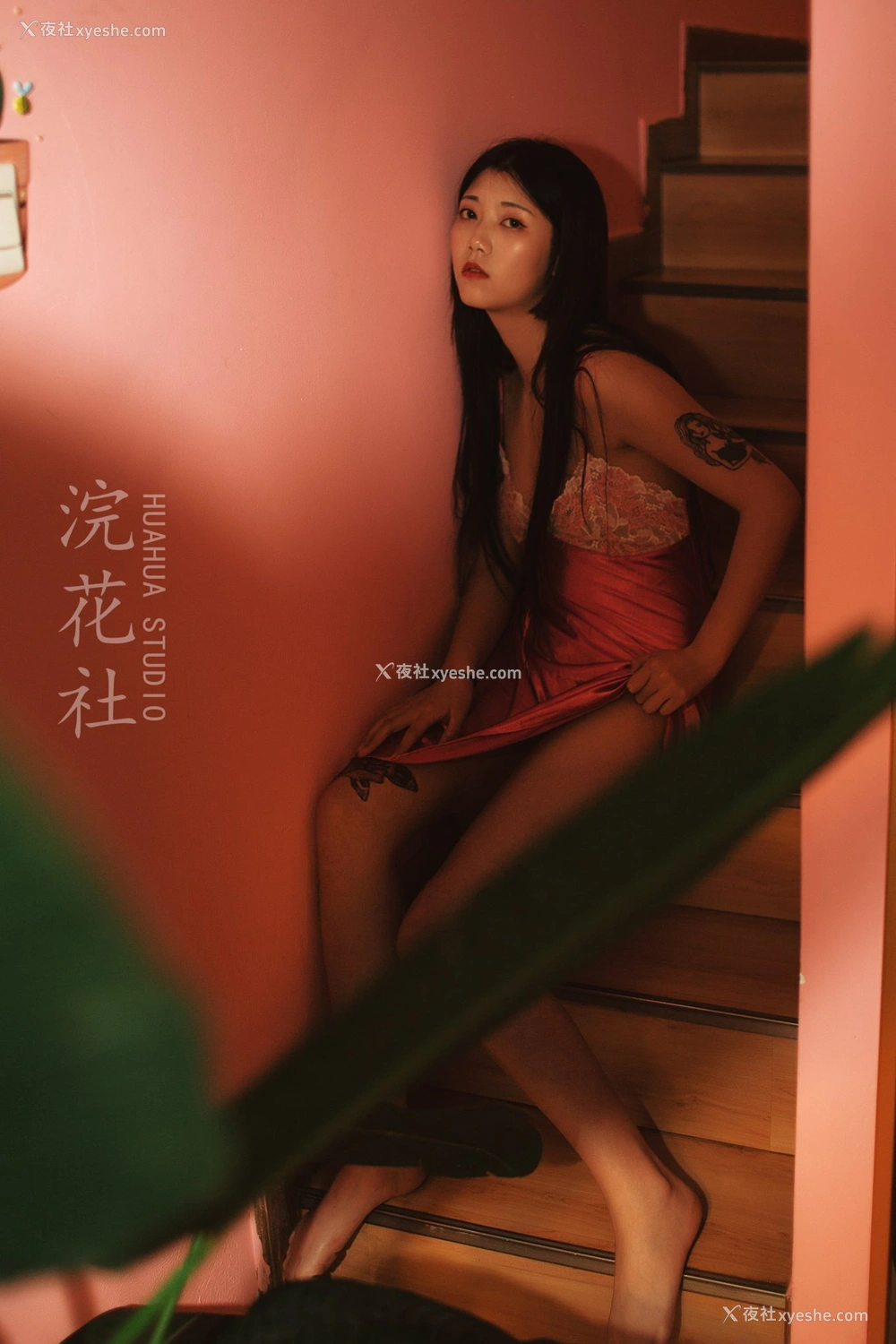 1P - 【网络收集】浣花社人体私拍写真Dinggege6叁点美女集合