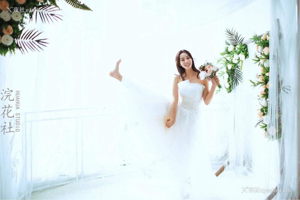 1P - 【网络收集】浣花社人体私拍写真Dinggege6叁点美女集合