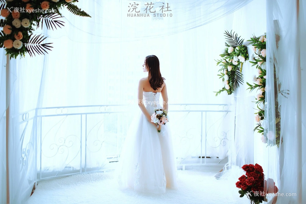1P - 【网络收集】浣花社人体私拍写真Dinggege6叁点美女集合