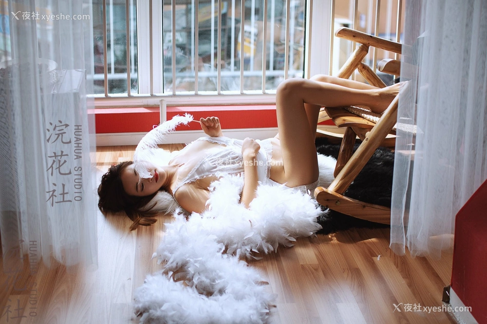 1P - 【网络收集】浣花社人体私拍写真Dinggege6叁点美女集合