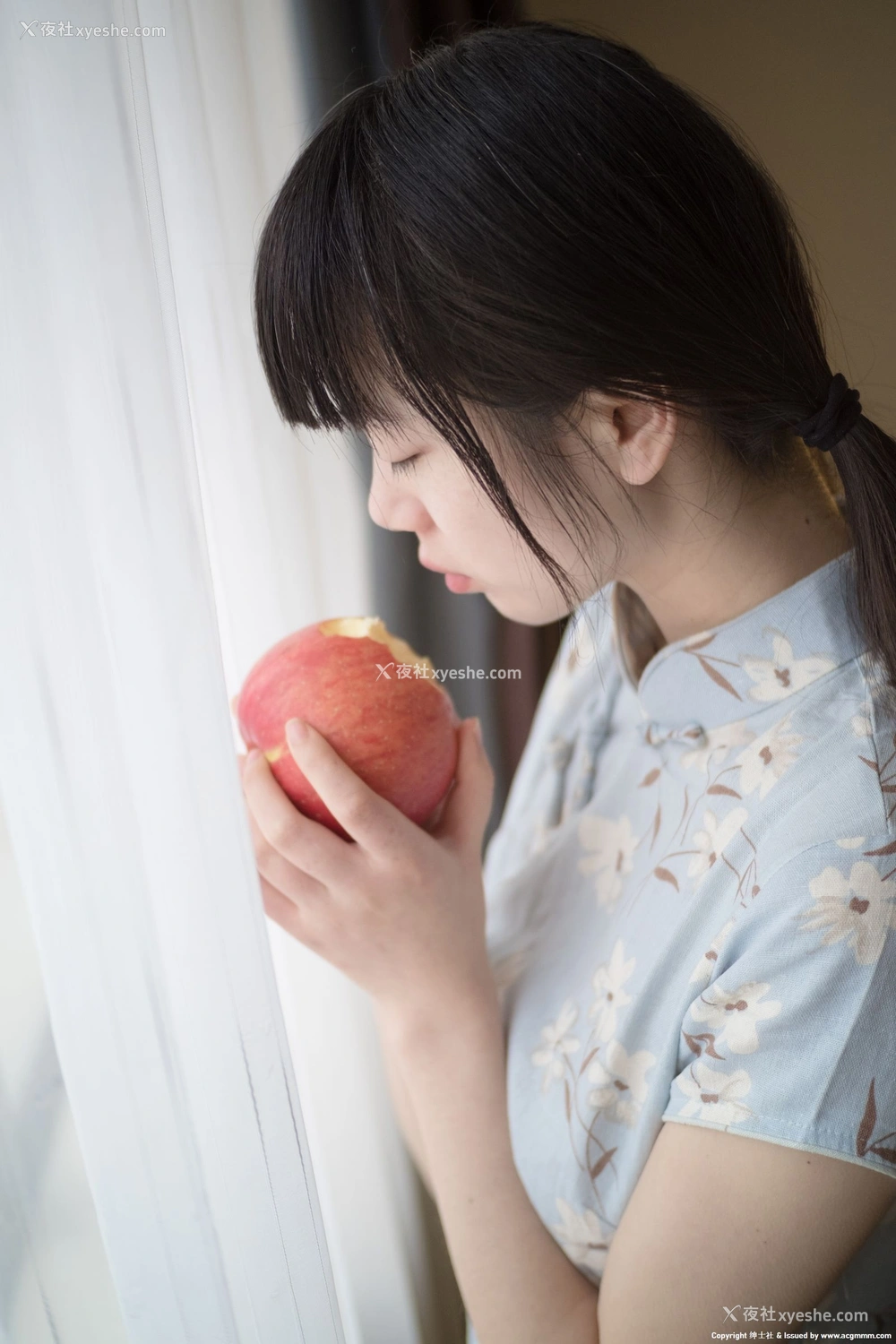 1P - 西尔酱《兰草旗袍篇》