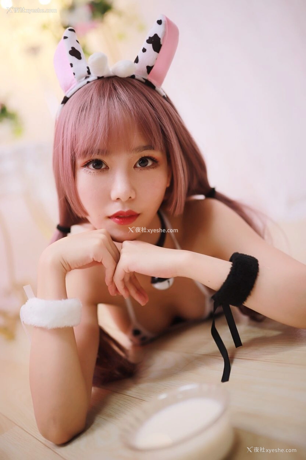 1P - 抖娘·利世《奶牛》