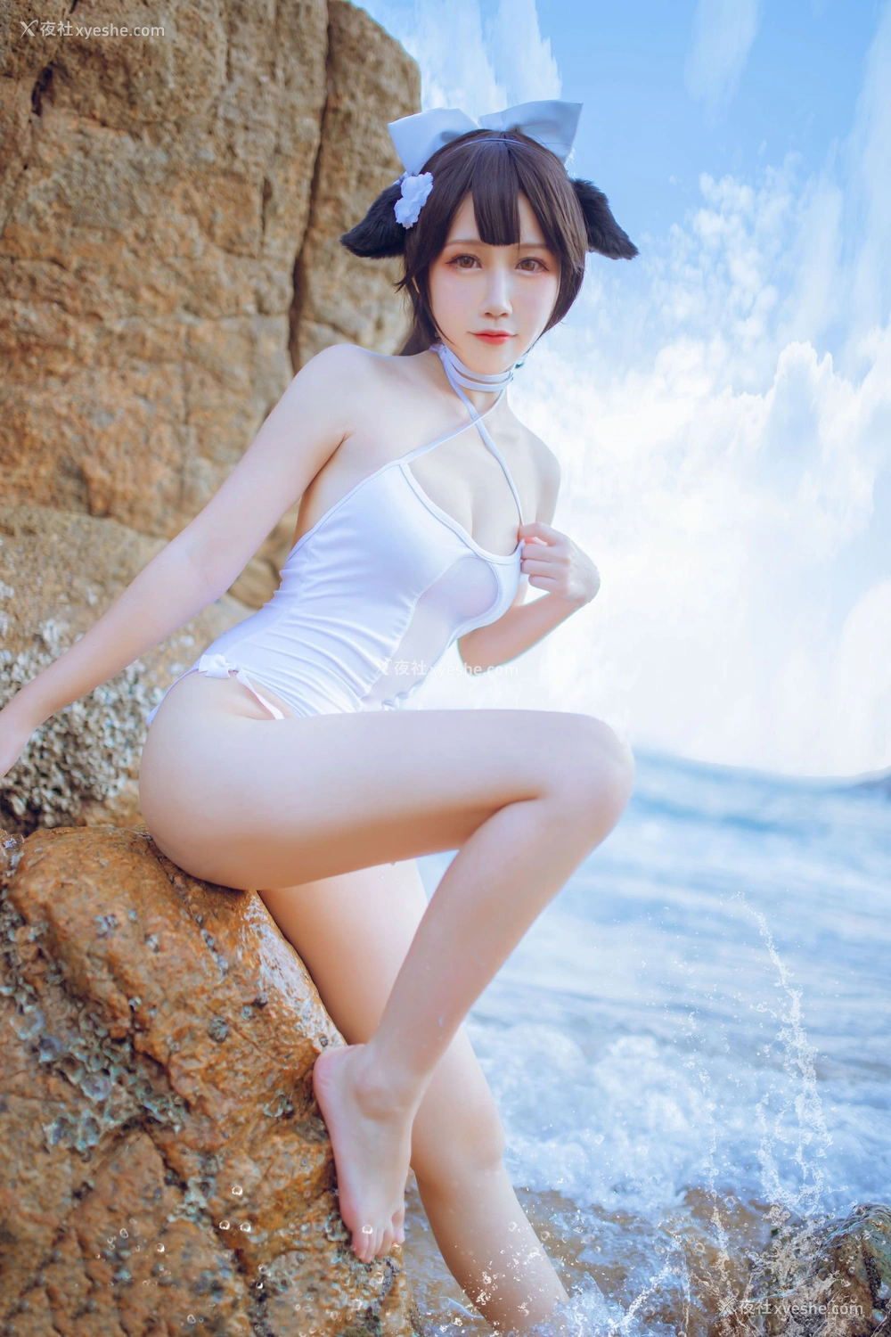1P - 抖娘·利世×不呆猫《獒犬海边泳装》