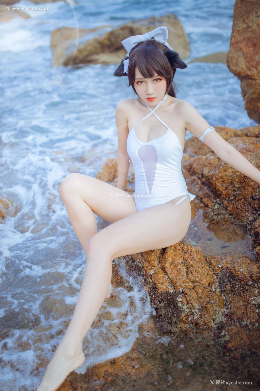 1P - 抖娘·利世×不呆猫《獒犬海边泳装》