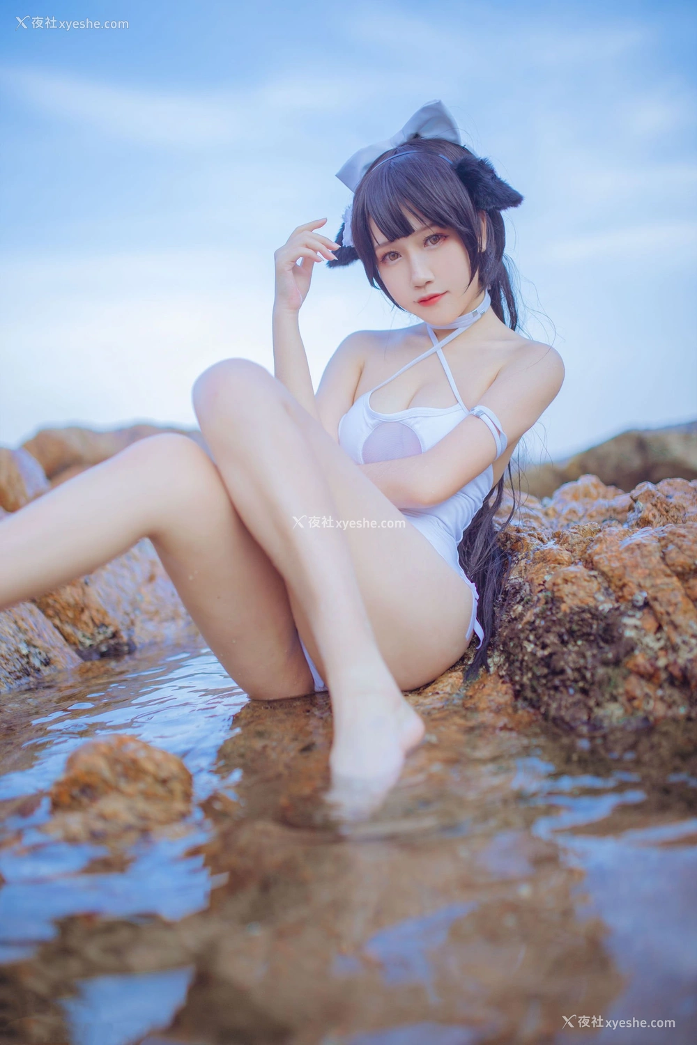 1P - 抖娘·利世×不呆猫《獒犬海边泳装》