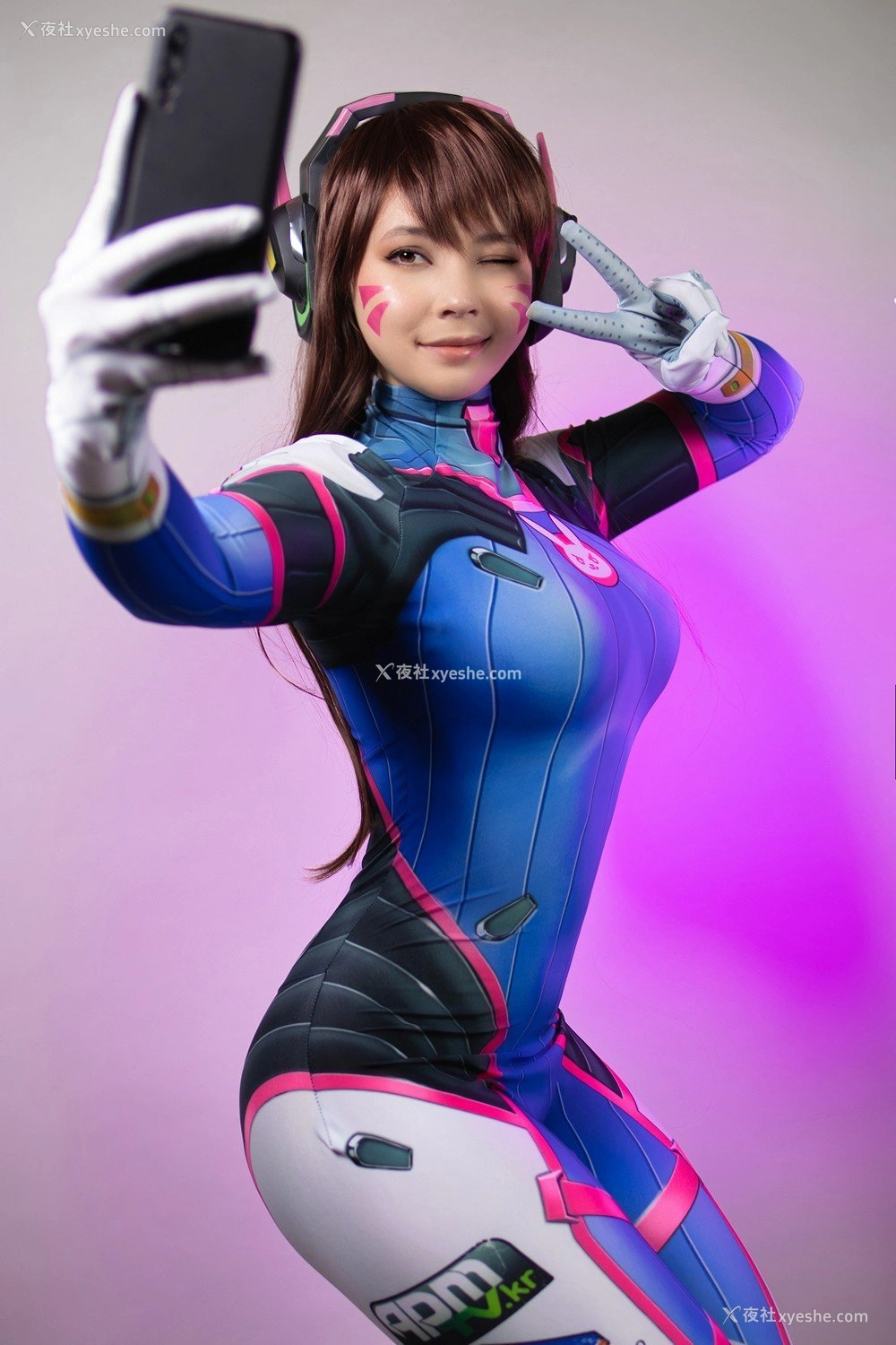 1P - 【网络红人】Virtual Geisha大尺度Cosplayer《D.Va》
