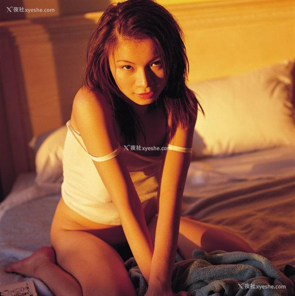 1P - Playboy女郎李靖唯美人体写真