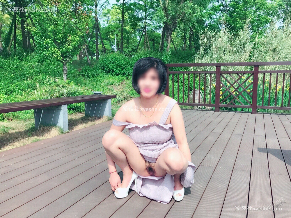 1P - 极品素人【樱玉花子】性奴调教 露出大尺度性爱私拍写真
