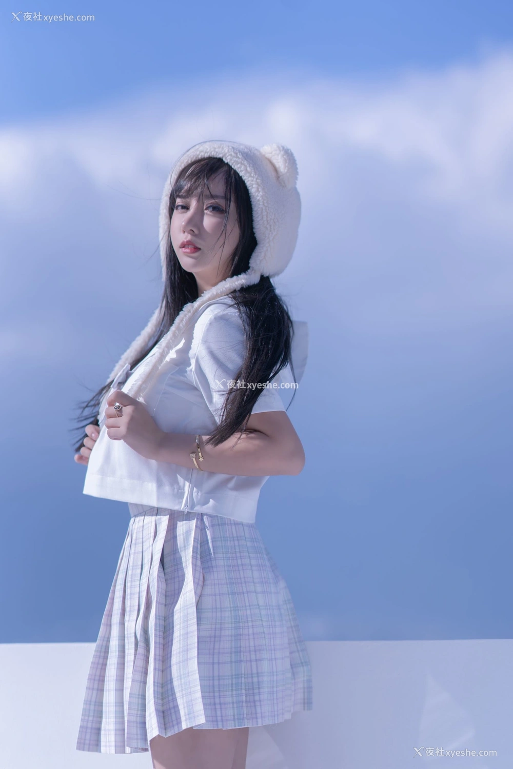 1P - 过期米线线喵《JK萌妹》
