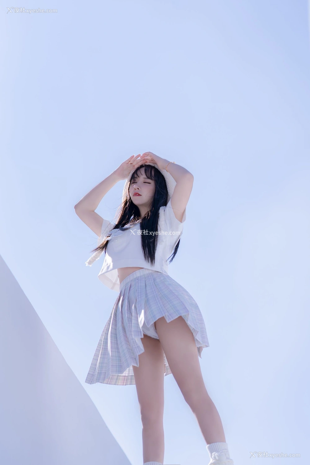 1P - 过期米线线喵《JK萌妹》