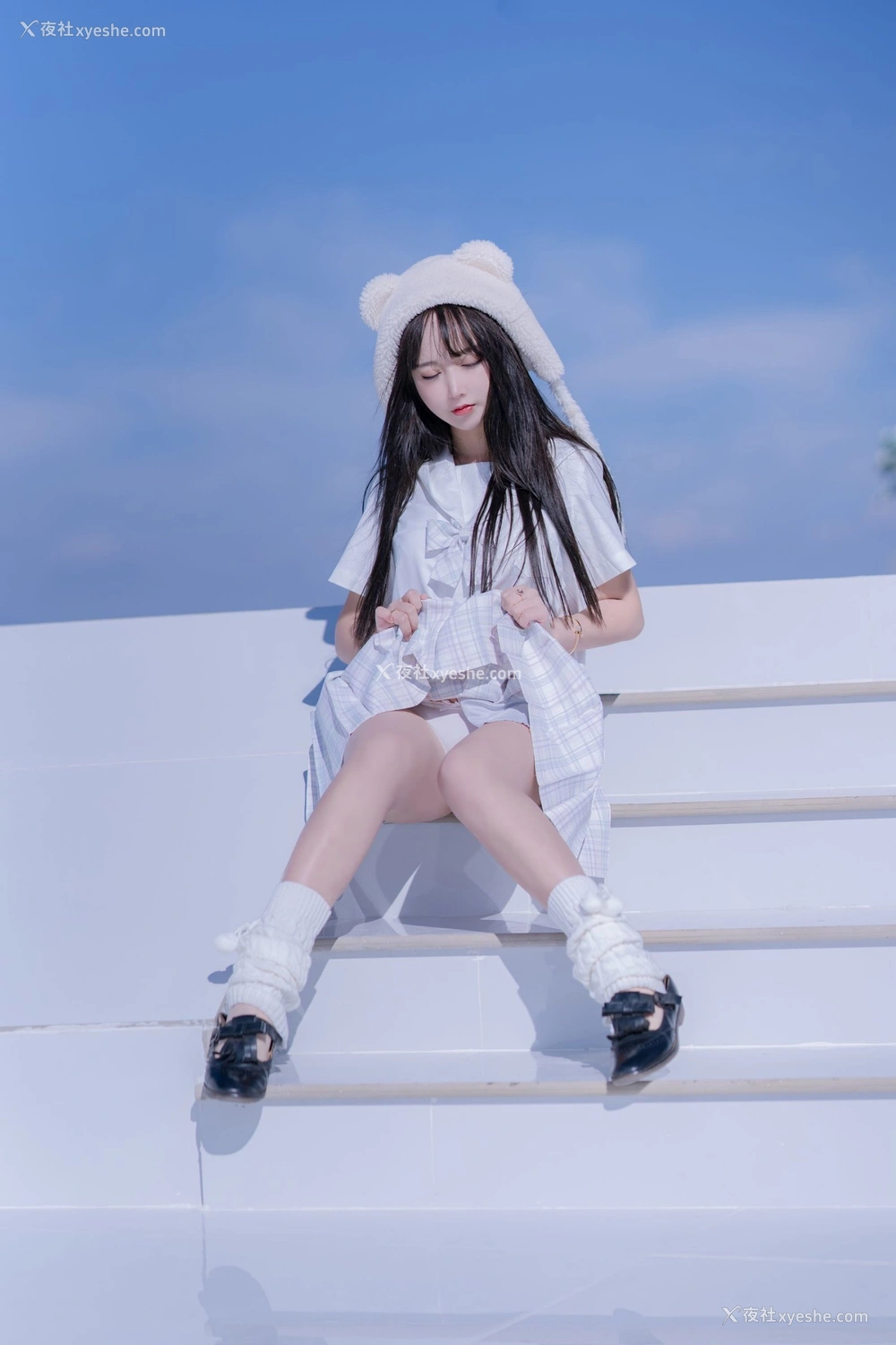 1P - 过期米线线喵《JK萌妹》