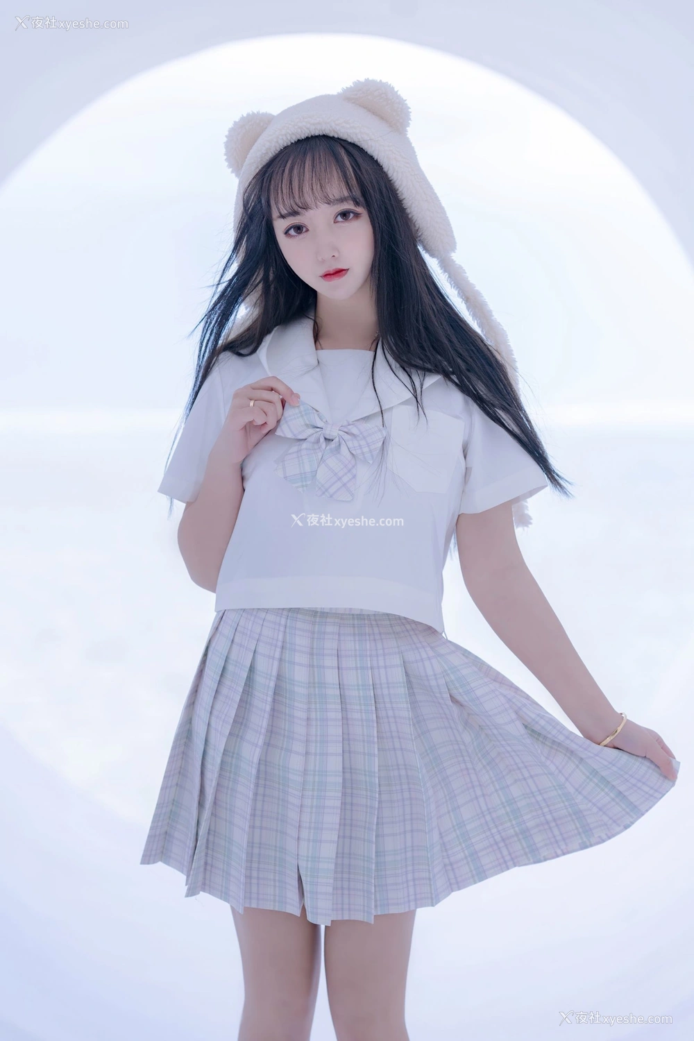 1P - 过期米线线喵《JK萌妹》