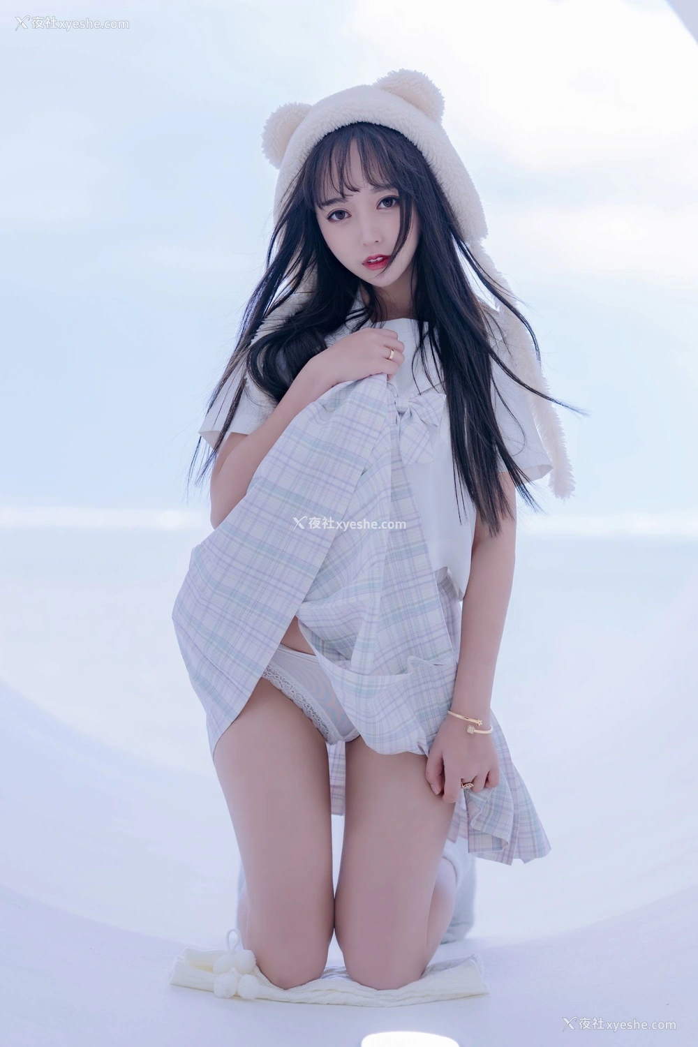 1P - 过期米线线喵《JK萌妹》
