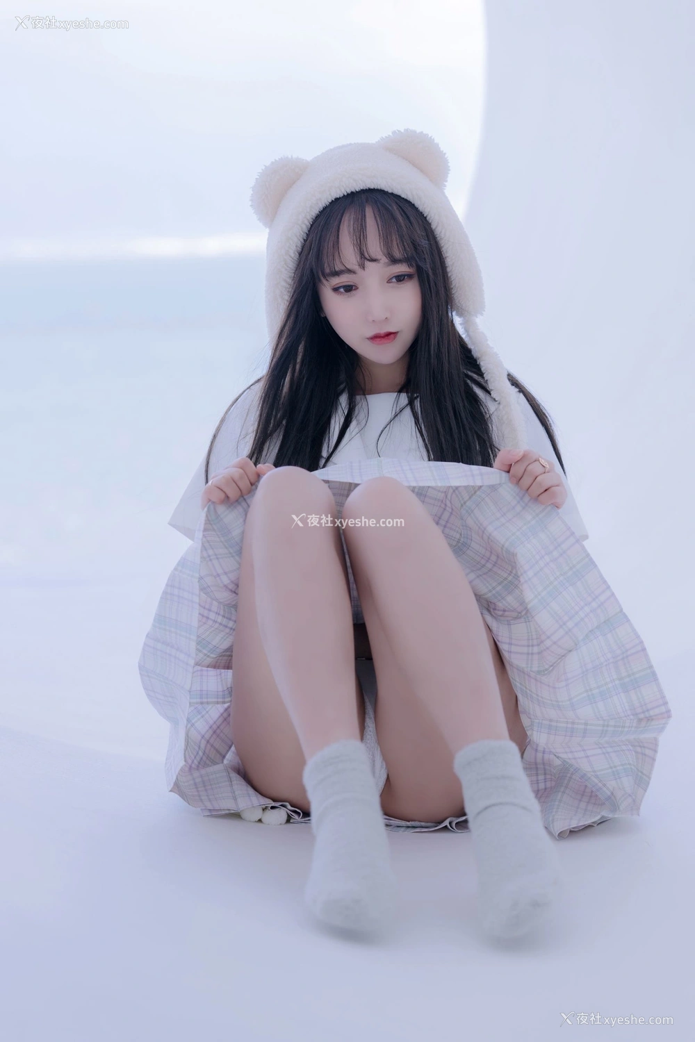 1P - 过期米线线喵《JK萌妹》