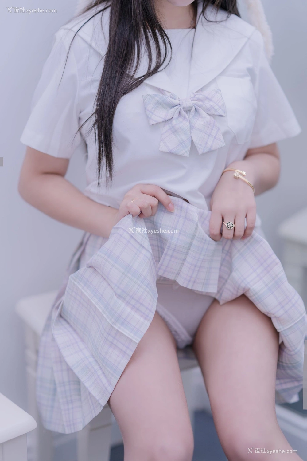 1P - 过期米线线喵《JK萌妹》