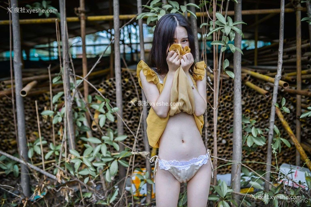 1P - 萌兰酱《户外露出合集》