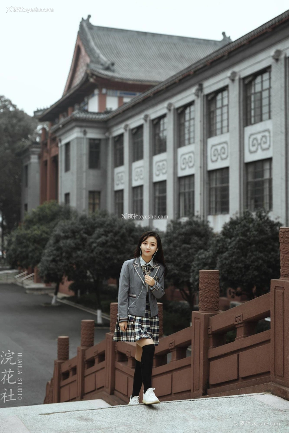 1P - 摄影师浣花社作品集