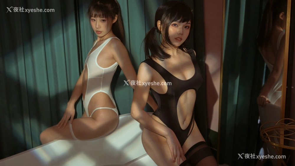 1P - 七月喵子《黑白双人浴缸》