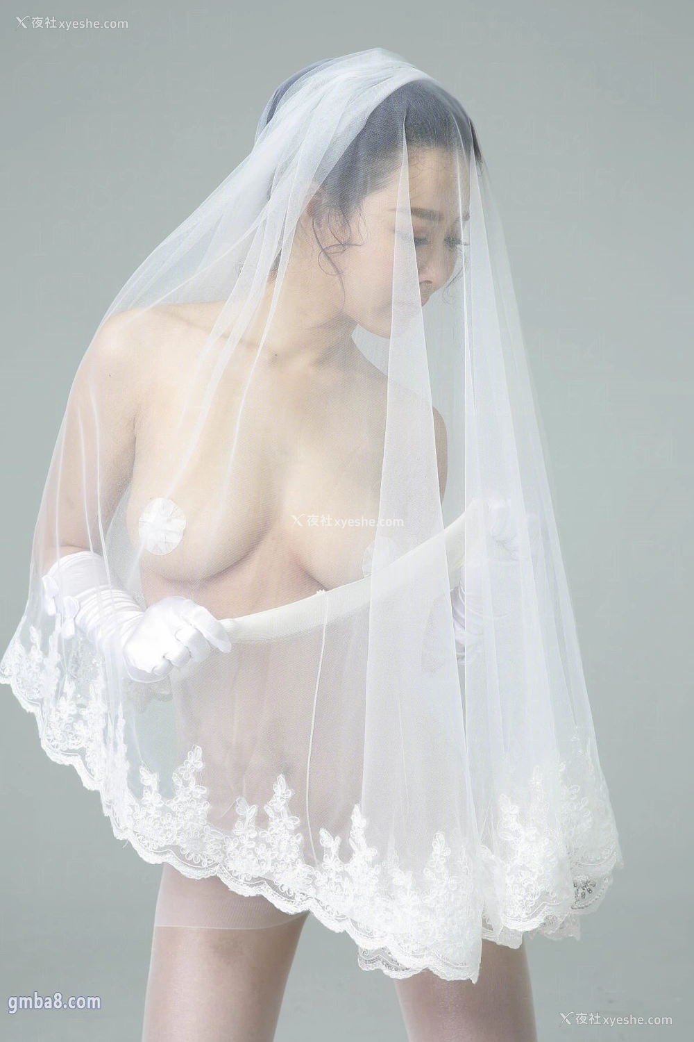 1P - 爱丝一姐索菲婚纱屋内白丝乳贴诱惑写真套图