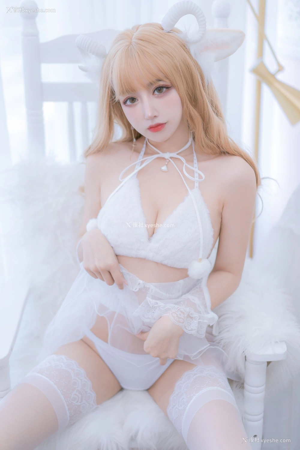 1P - 过期米线线喵《小羊咩》