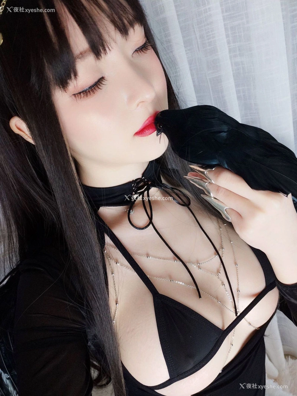 1P - 一小央泽《乌鸦少女 Black Devil》