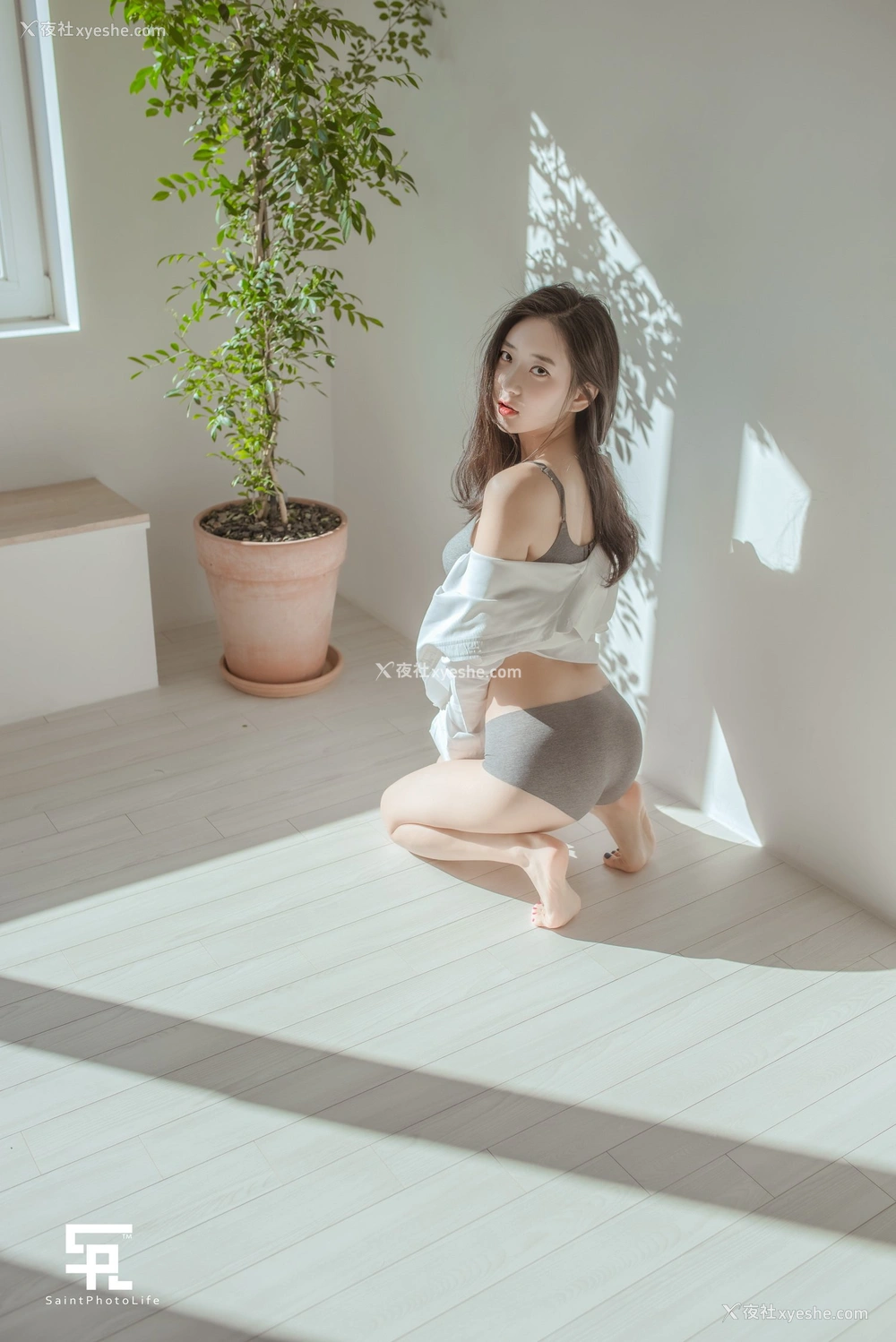 1P - 申才恩（신재은）《Romance》