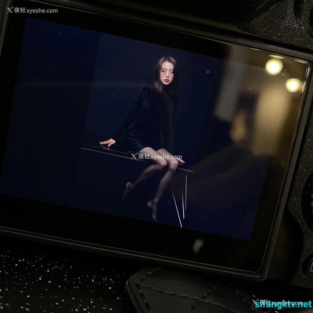 1P - 【网络收集】王动WANIMAL 御用上海模特 Ada 人体私拍合集