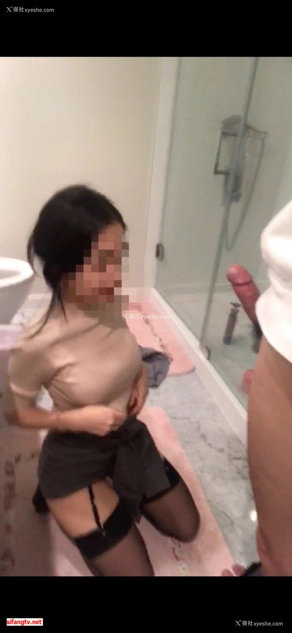 1P - 自拍流出：和极品养眼女友的性福生活