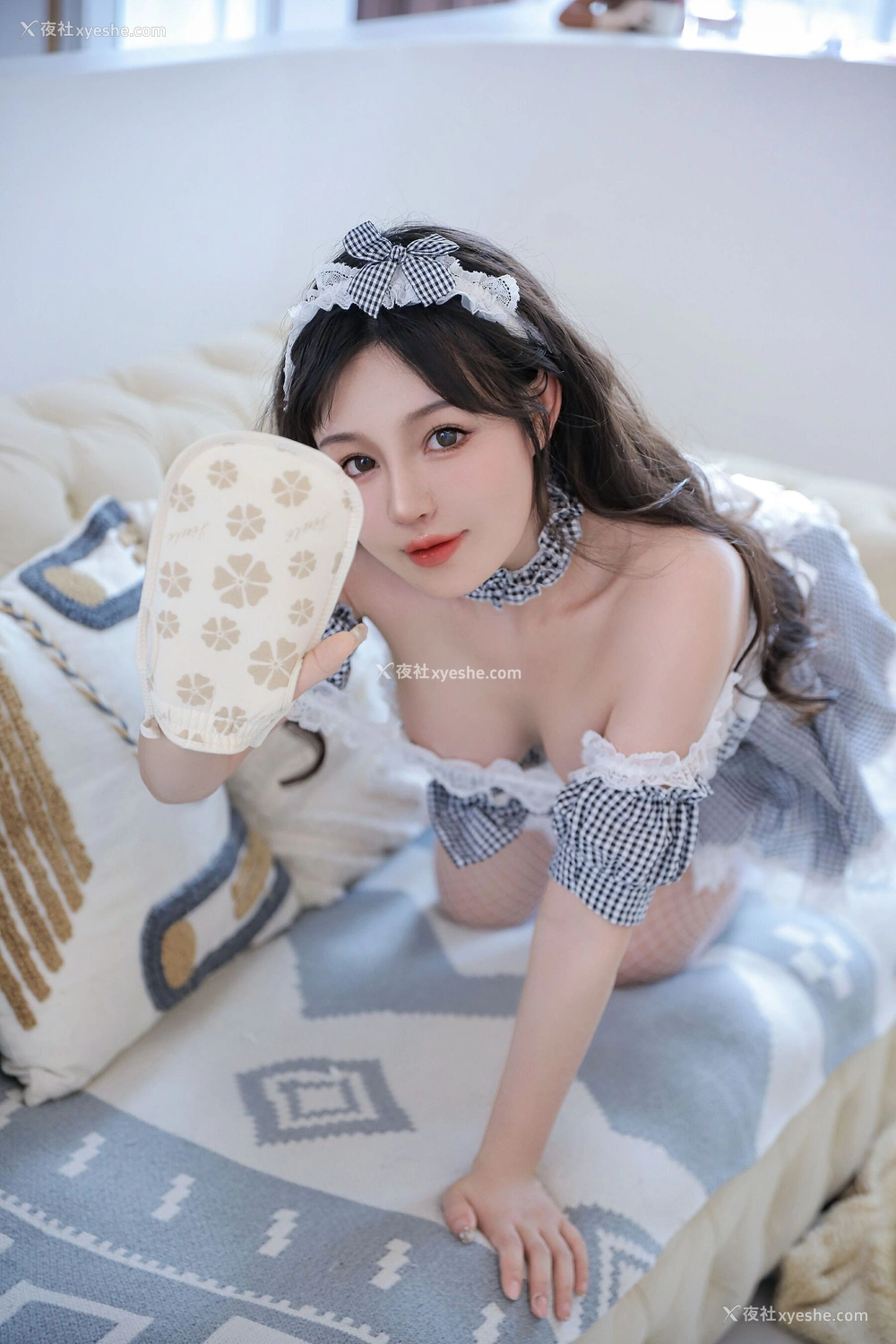 1P - 桃暖酱《私人女仆》