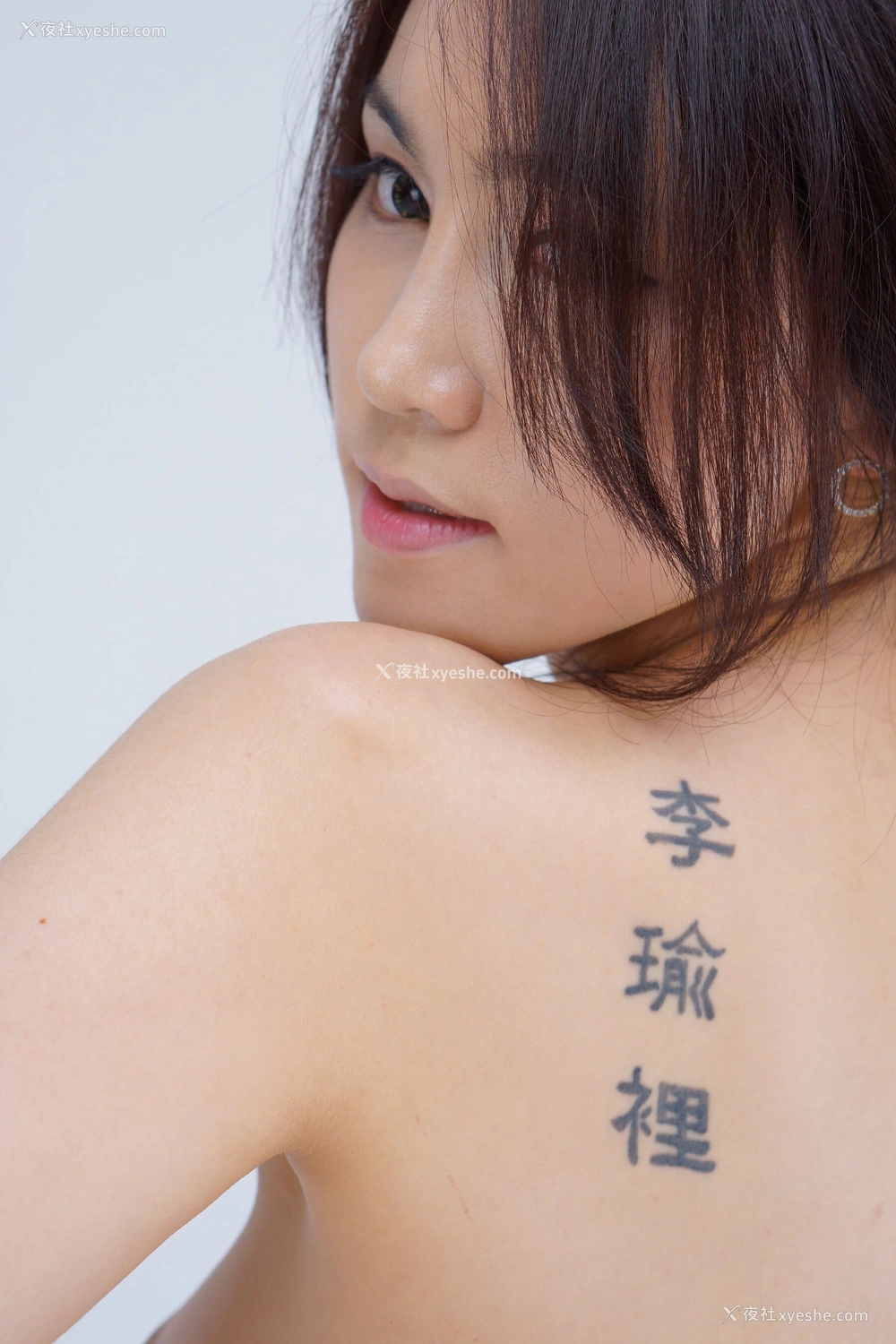 1P - 韩模 이유이（李宥利）大尺度人体私拍套图