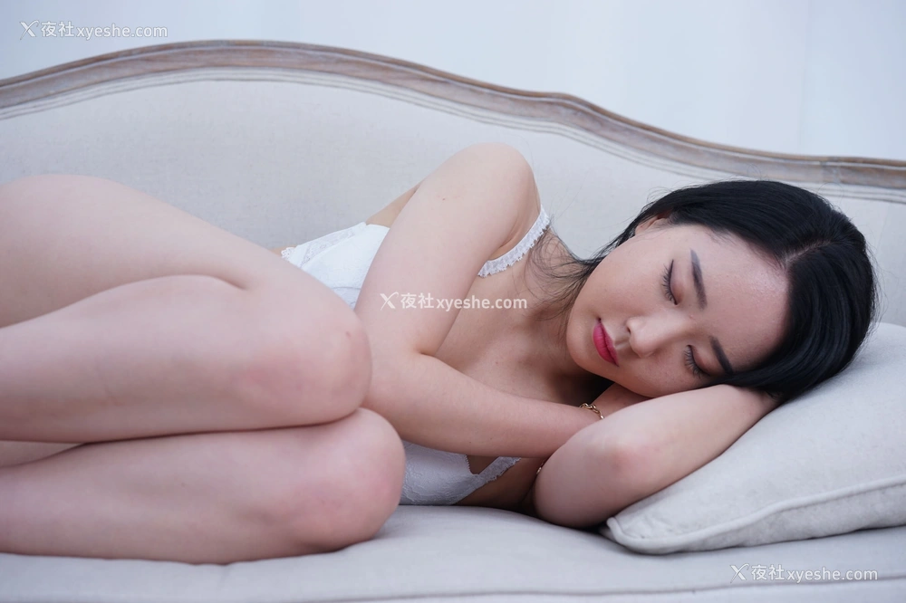 1P - 韩模 별이（星儿）性感写真套图
