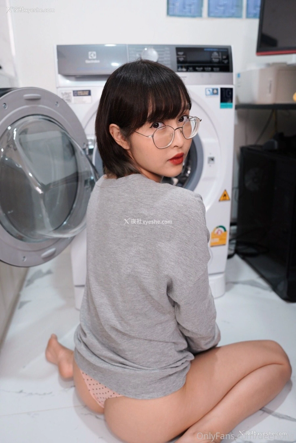 1P - Deerlong《OnlyFans合集》