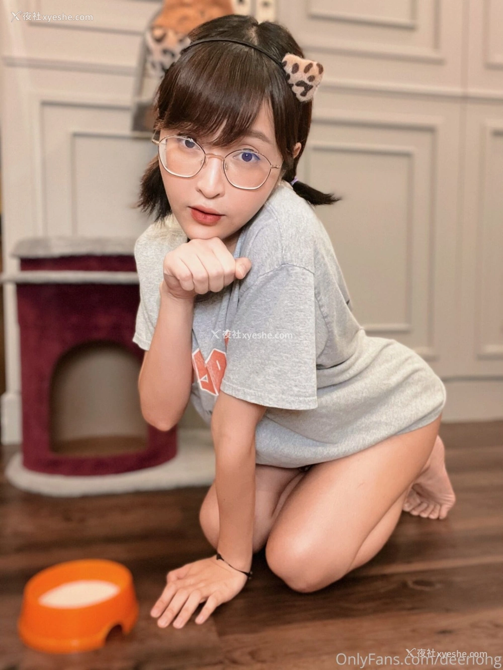 1P - Deerlong《OnlyFans合集》