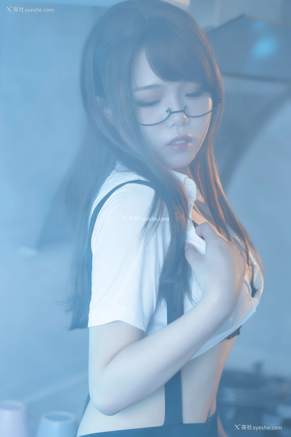 1P - 七月喵子《眼镜娘1号》