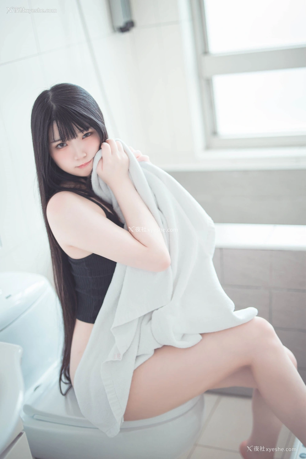1P - 落落Raku《Weekend》