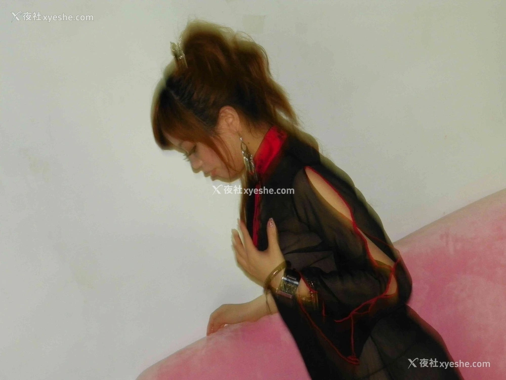1P - 台模小珊大尺度人体私拍套图