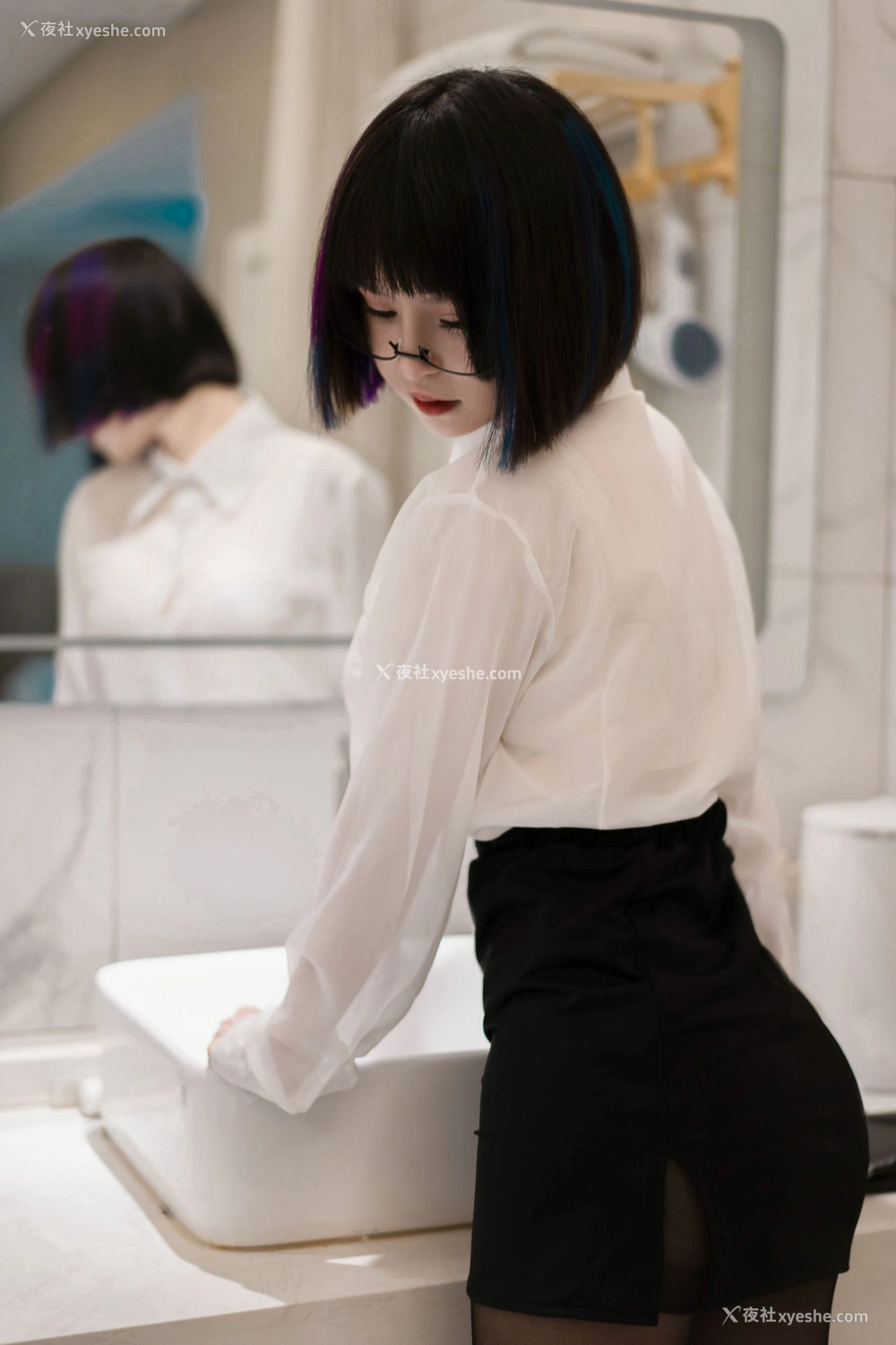 1P - 晕崽Zz《迷情小秘》