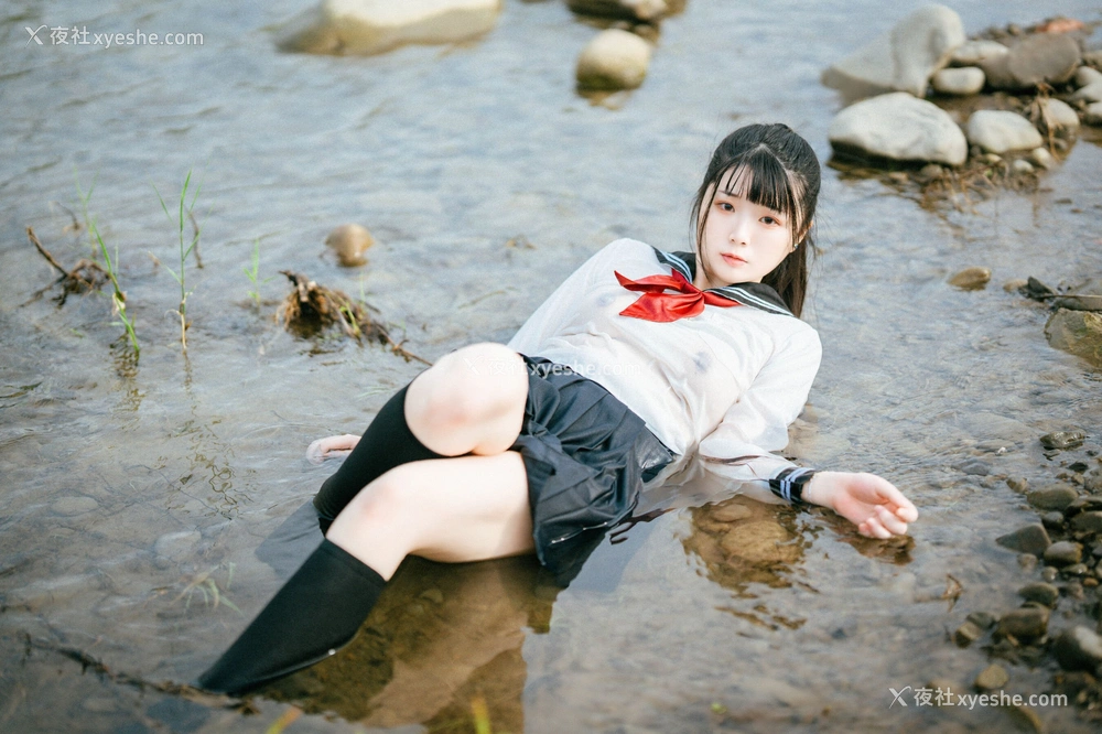 1P - 落落Raku《闪光少女》