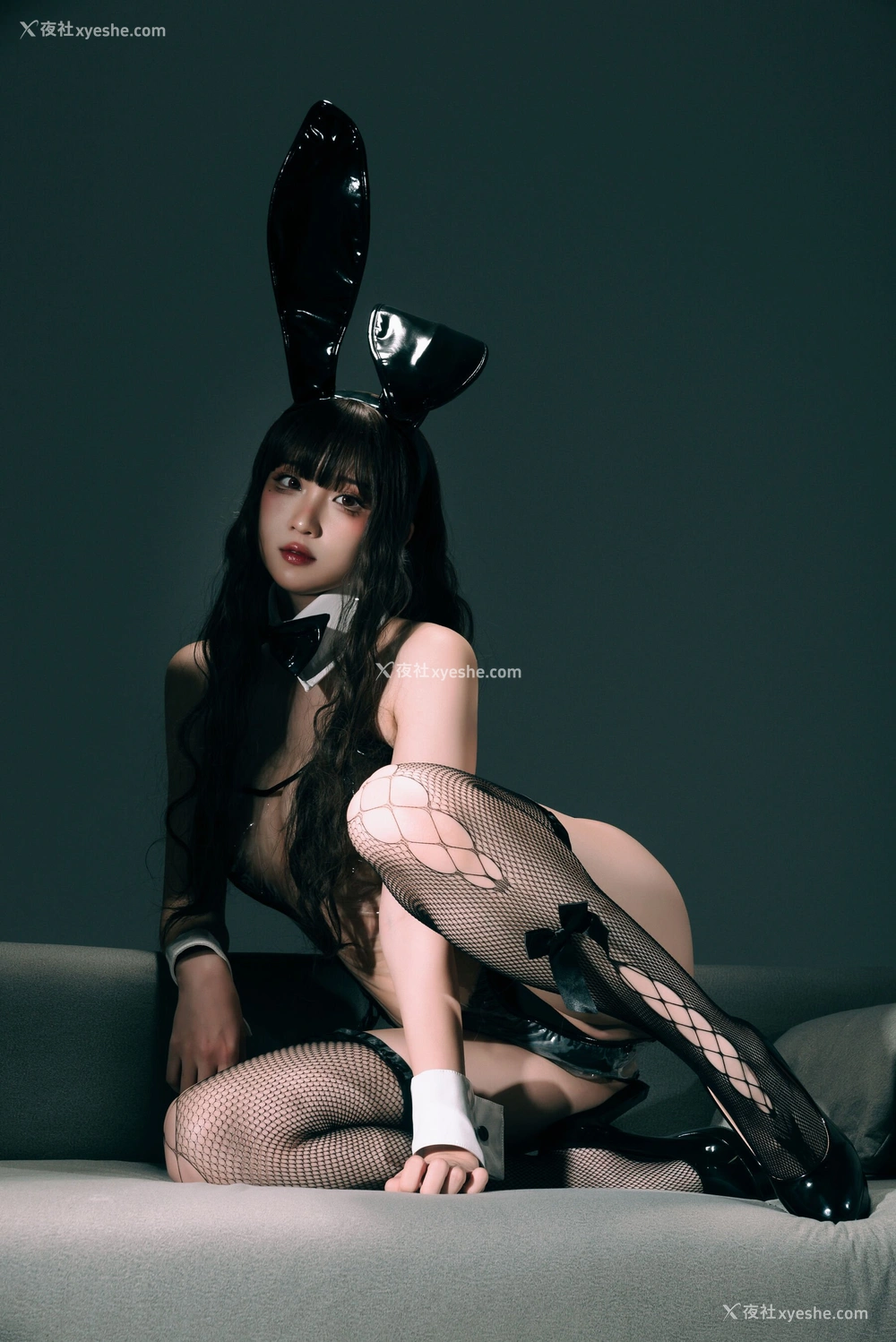 1P - 瓦斯塔亚小龙虾《新年兔子·兔女郎》
