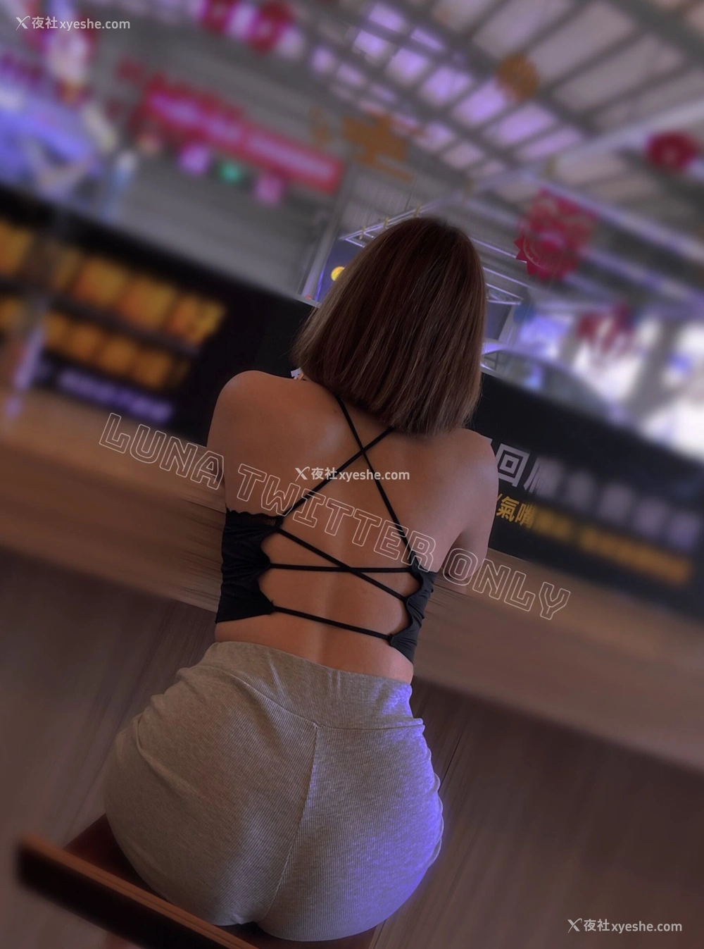 1P - 台湾人妻露娜（Lunana）大尺度户外调教合集