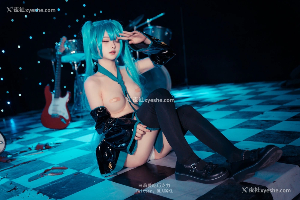 1P - 白莉爱吃巧克力《未来初音 Miku》