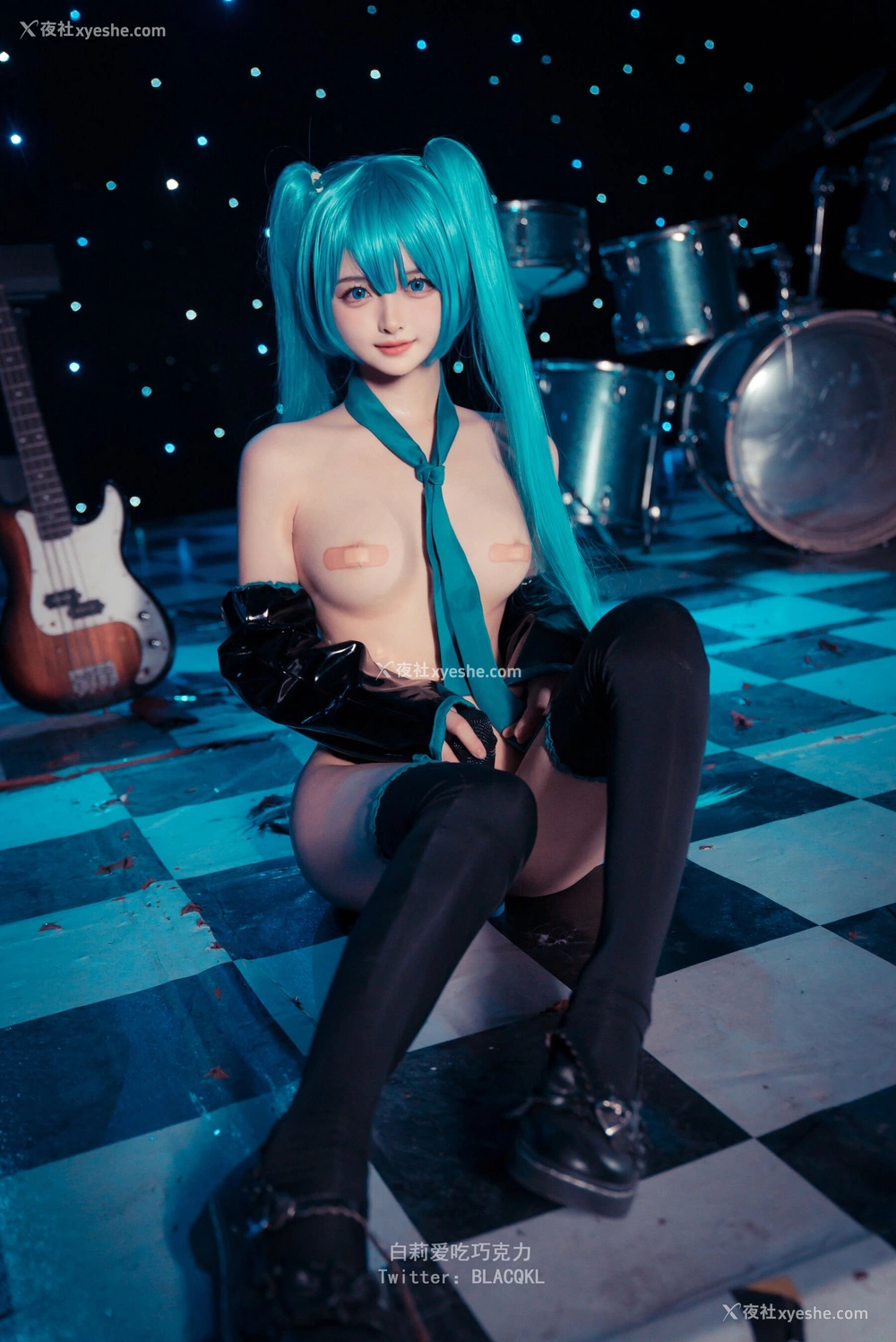 1P - 白莉爱吃巧克力《未来初音 Miku》