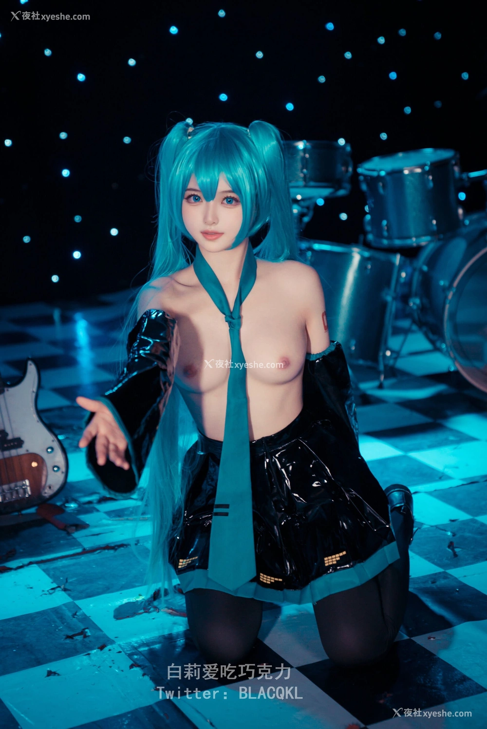 1P - 白莉爱吃巧克力《未来初音 Miku》