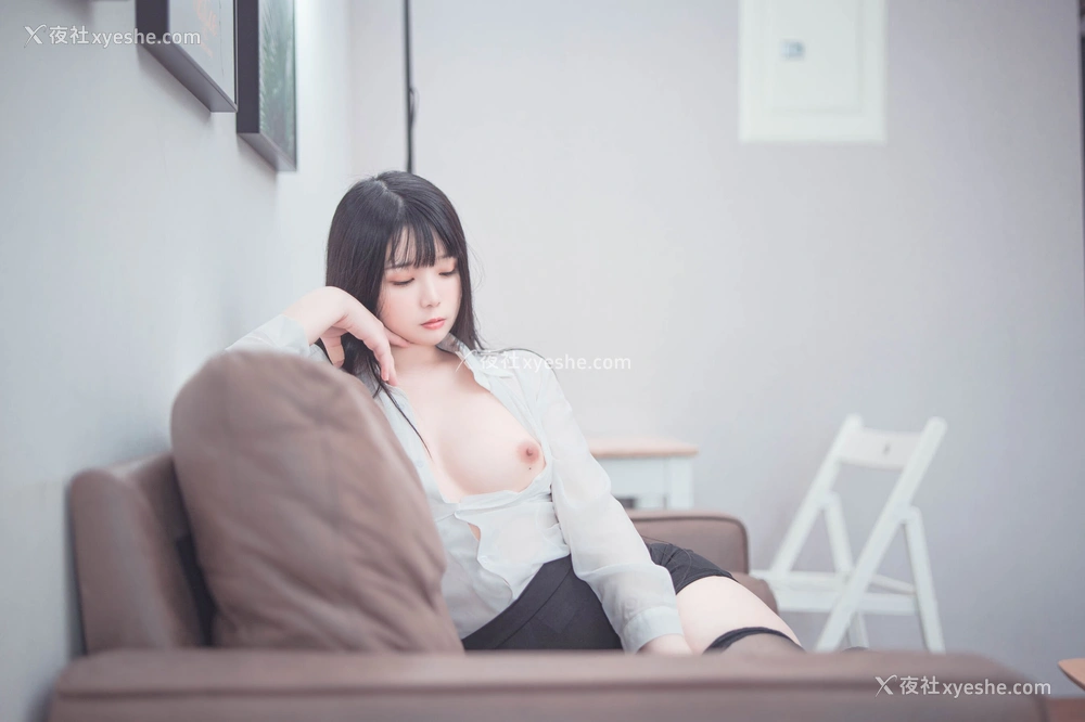 1P - 落落Raku《工作日》